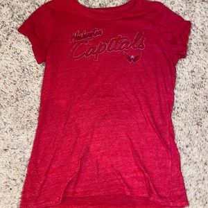 washington capitals women’s size large t-shirt